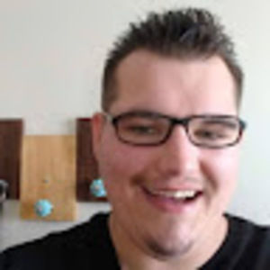 Meet your Posher, Casey